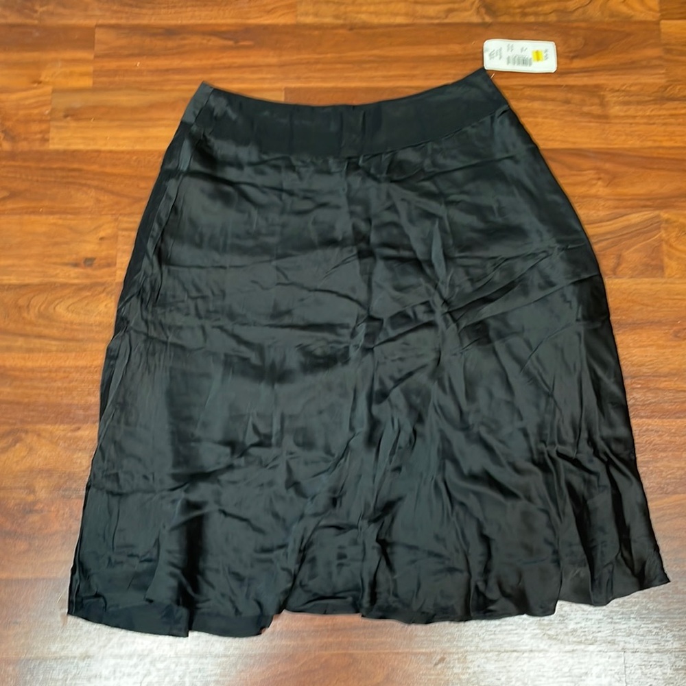 Ice satin skirt size XL
